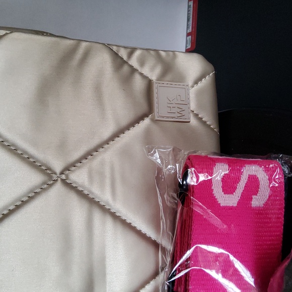 NWT Shawn Killinger Champagne Shine Bag - Picture 2 of 4